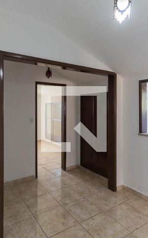 Apartamento à venda com 74m², 1 quarto e sem vagaSala