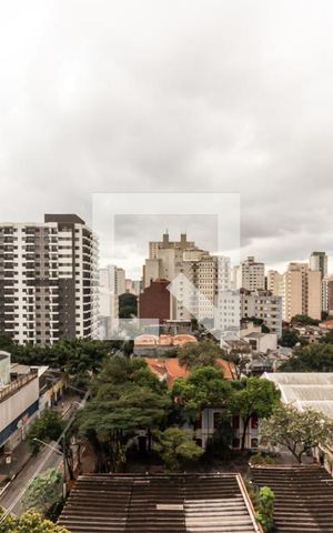Apartamento à venda com 75m², 2 quartos e 1 vaga Apartamento à venda com 75m², 2 quartos e 1 vagaVaranda - Vista