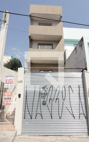 Casa para alugar com 47m², 2 quartos e sem vagaFachada