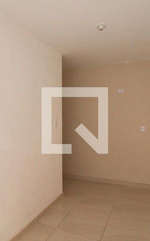 Casa para alugar com 47m², 2 quartos e sem vagaSala/Cozinha/Área de Serviço