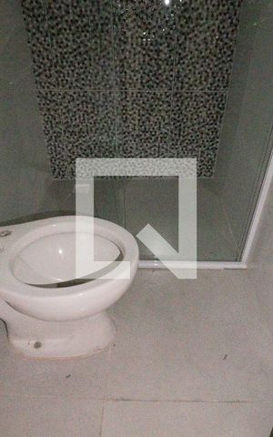 Casa para alugar com 47m², 2 quartos e sem vagaBanheiro 