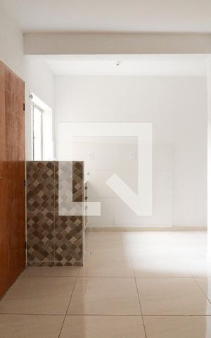 Casa para alugar com 47m², 2 quartos e sem vagaSala/Cozinha/Área de Serviço