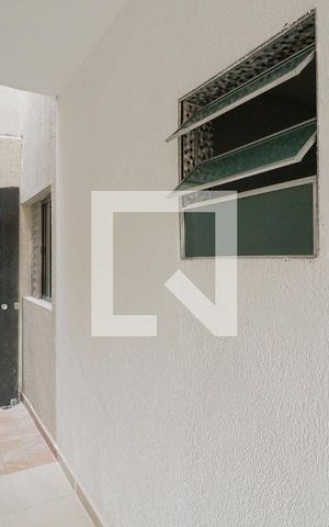 Casa para alugar com 47m², 2 quartos e sem vagaSala/Cozinha/Área de Serviço