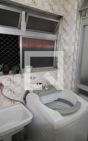 Apartamento à venda com 63m², 2 quartos e 1 vagaÁrea de Serviço