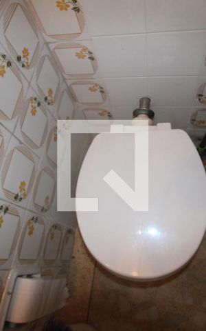 Apartamento à venda com 63m², 2 quartos e 1 vagaÁrea de Serviço - Banheiro