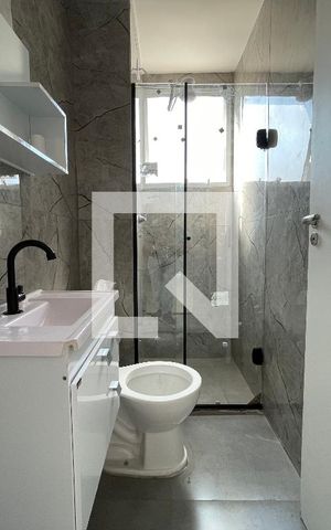 Apartamento para alugar com 42m², 2 quartos e sem vaga Apartamento para alugar com 42m², 2 quartos e sem vagaBanheiro