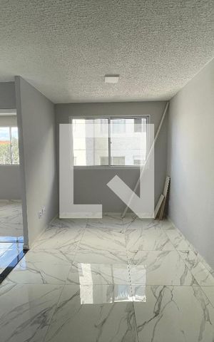 Apartamento para alugar com 42m², 2 quartos e sem vaga Apartamento para alugar com 42m², 2 quartos e sem vagaSala