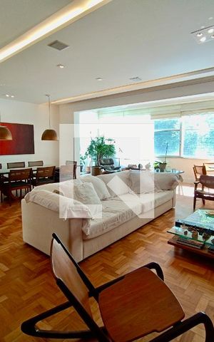 Apartamento à venda com 190m², 4 quartos e 1 vaga Apartamento à venda com 190m², 4 quartos e 1 vagaSala