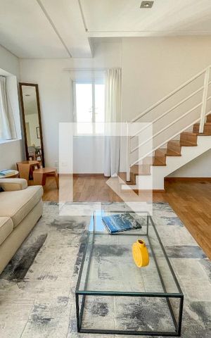 Apartamento para alugar com 184m², 2 quartos e 3 vagas Apartamento para alugar com 184m², 2 quartos e 3 vagasSala