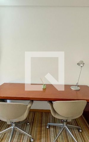 Apartamento para alugar com 184m², 2 quartos e 3 vagas Apartamento para alugar com 184m², 2 quartos e 3 vagasEscritório