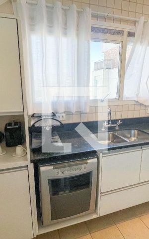 Apartamento para alugar com 184m², 2 quartos e 3 vagas Apartamento para alugar com 184m², 2 quartos e 3 vagasCozinha