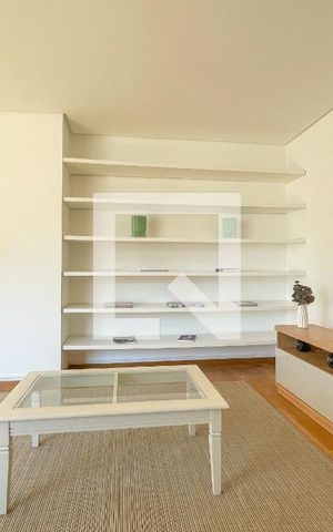 Apartamento para alugar com 184m², 2 quartos e 3 vagas Apartamento para alugar com 184m², 2 quartos e 3 vagasSala de TV