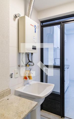 Apartamento à venda com 62m², 2 quartos e 1 vagaCozinha e área de serviço