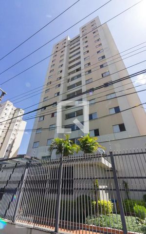 Apartamento à venda com 47m², 2 quartos e 1 vaga Apartamento à venda com 47m², 2 quartos e 1 vagaFachada
