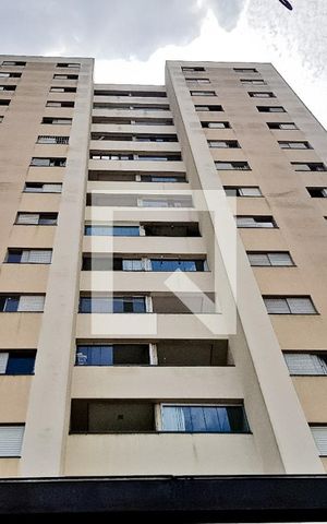 Apartamento à venda com 47m², 2 quartos e 1 vaga Apartamento à venda com 47m², 2 quartos e 1 vagaFachada