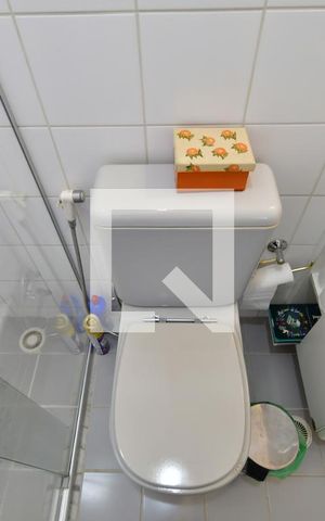 Apartamento à venda com 80m², 3 quartos e 2 vagasBanheiro Social