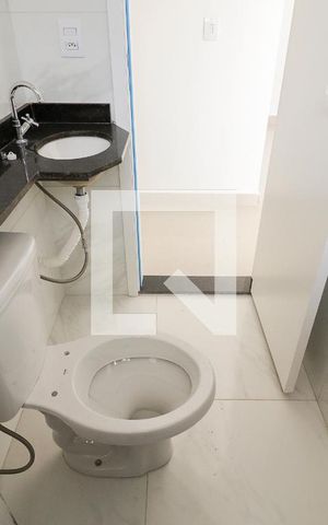 Apartamento à venda com 33m², 1 quarto e sem vagaBanheiro