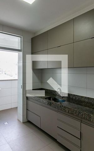 Apartamento para alugar com 88m², 3 quartos e 2 vagas Apartamento para alugar com 88m², 3 quartos e 2 vagasCozinha