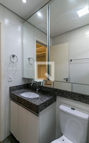 Apartamento para alugar com 88m², 3 quartos e 2 vagas Apartamento para alugar com 88m², 3 quartos e 2 vagasBanheiro Quarto 2