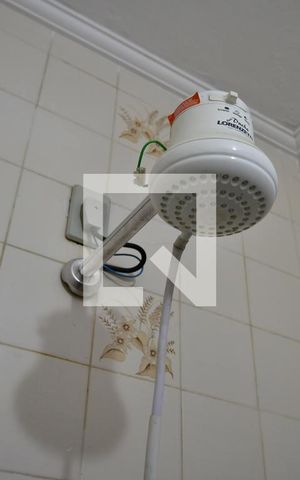 Casa à venda com 120m², 2 quartos e 2 vagasBanheiro Suíte 1