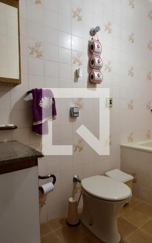 Casa à venda com 120m², 2 quartos e 2 vagasBanheiro Suíte 2