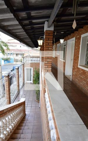 Casa à venda com 120m², 2 quartos e 2 vagasVaranda