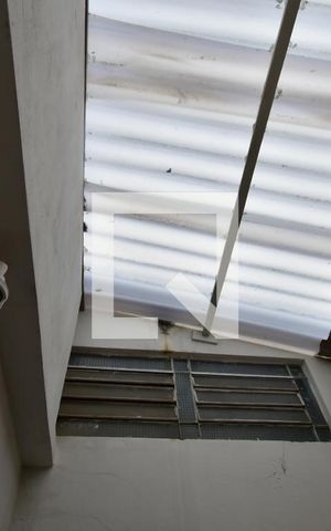 Casa à venda com 120m², 2 quartos e 2 vagasÁrea de Serviço - Detalhe