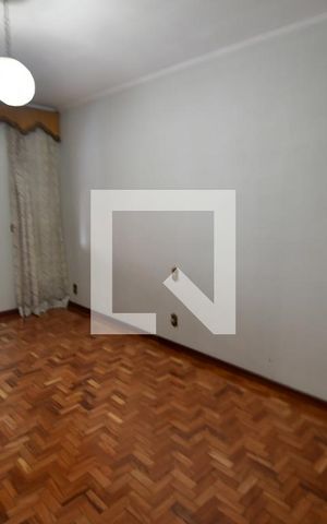 Casa à venda com 120m², 2 quartos e 2 vagasQuarto Suíte 2