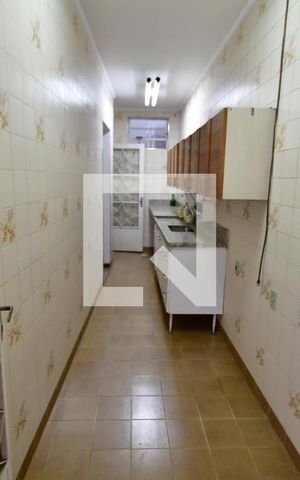 Casa à venda com 120m², 2 quartos e 2 vagasCozinha