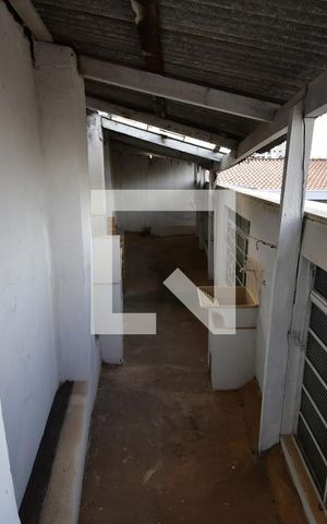 Casa à venda com 120m², 2 quartos e 2 vagasQuintal
