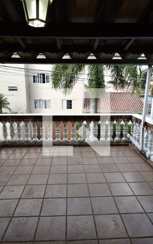 Casa à venda com 120m², 2 quartos e 2 vagasQuarto Suíte 2 - Vista