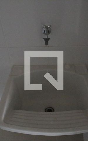 Apartamento para alugar com 64m², 2 quartos e 1 vagaÁrea de Serviço