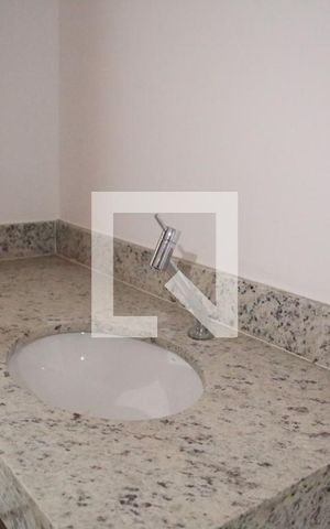 Apartamento para alugar com 64m², 2 quartos e 1 vagaBanheiro do Quarto 1