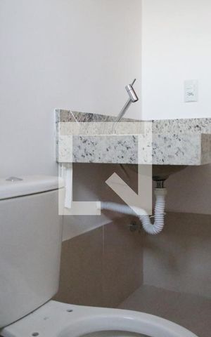 Apartamento para alugar com 64m², 2 quartos e 1 vagaBanheiro Social