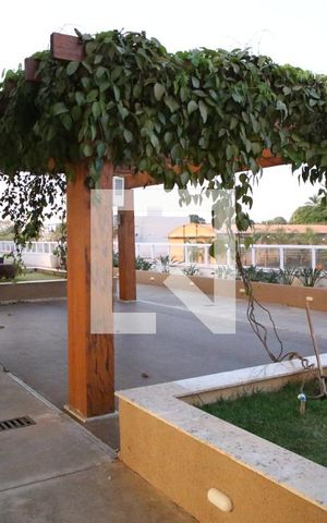 Apartamento para alugar com 64m², 2 quartos e 1 vagaÁrea comum