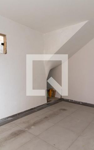 Casa à venda com 109m², 2 quartos e 2 vagasGaragem
