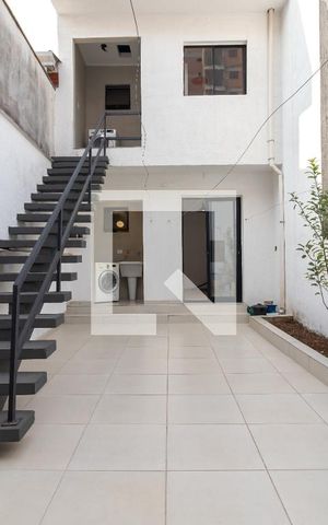 Casa à venda com 109m², 2 quartos e 2 vagasQuintal