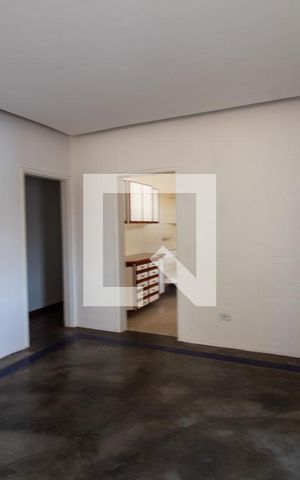 Casa à venda com 275m², 3 quartos e 3 vagas Casa à venda com 275m², 3 quartos e 3 vagasSala de Jantar