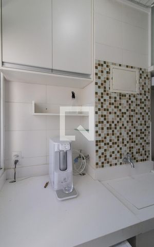 Apartamento para alugar com 48m², 2 quartos e 1 vaga Apartamento para alugar com 48m², 2 quartos e 1 vagaÁrea de Serviço