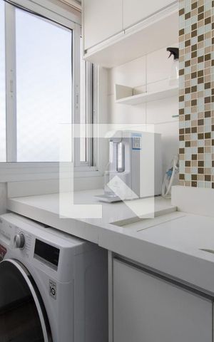 Apartamento para alugar com 48m², 2 quartos e 1 vaga Apartamento para alugar com 48m², 2 quartos e 1 vagaÁrea de Serviço