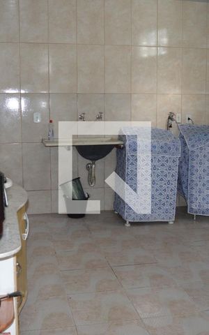 Casa à venda com 374m², 4 quartos e 10 vagasÁrea de Serviço