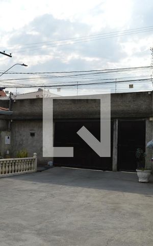 Casa à venda com 374m², 4 quartos e 10 vagasQuintal