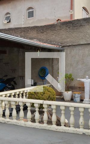 Casa à venda com 374m², 4 quartos e 10 vagasQuintal'