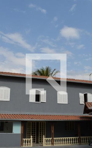 Casa à venda com 374m², 4 quartos e 10 vagasQuintal
