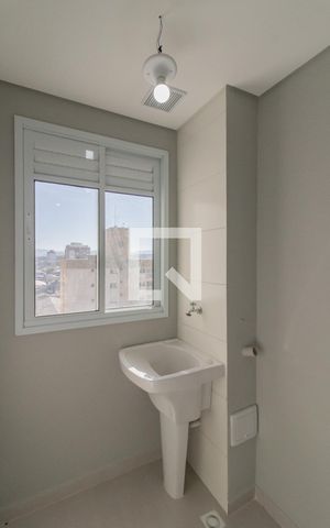 Apartamento à venda com 55m², 2 quartos e 1 vaga Apartamento à venda com 55m², 2 quartos e 1 vagaÁrea de Serviço