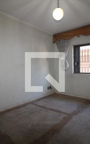 Casa à venda com 545m², 5 quartos e 4 vagasQuarto 2 