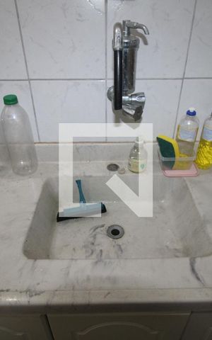 Casa à venda com 545m², 5 quartos e 4 vagasCozinha (inferior)