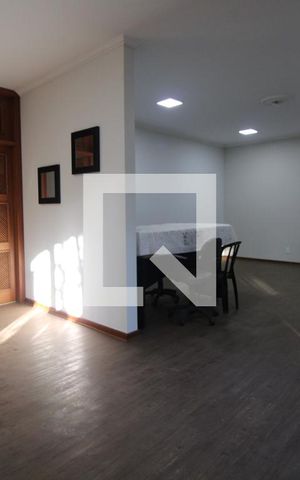 Casa à venda com 545m², 5 quartos e 4 vagasSala de estar (superior)