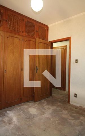 Casa à venda com 545m², 5 quartos e 4 vagasQuarto 3