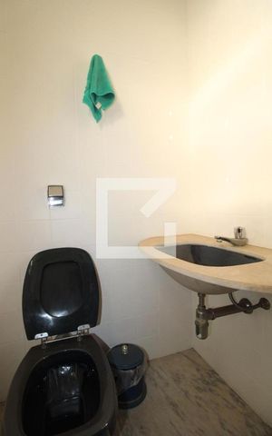 Casa à venda com 545m², 5 quartos e 4 vagasLavabo